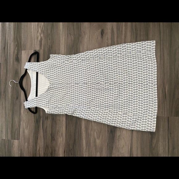 Beautiful Blue and White Theory Shift Dress - Picture 6 of 7